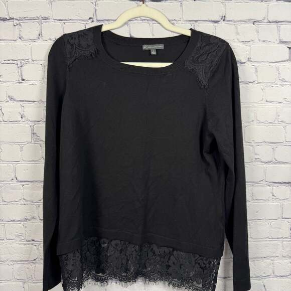 Adrianna Papell Sweaters - Adrianna Papell Black Long Sleeve Lace Hem Sweater Top Size Medium